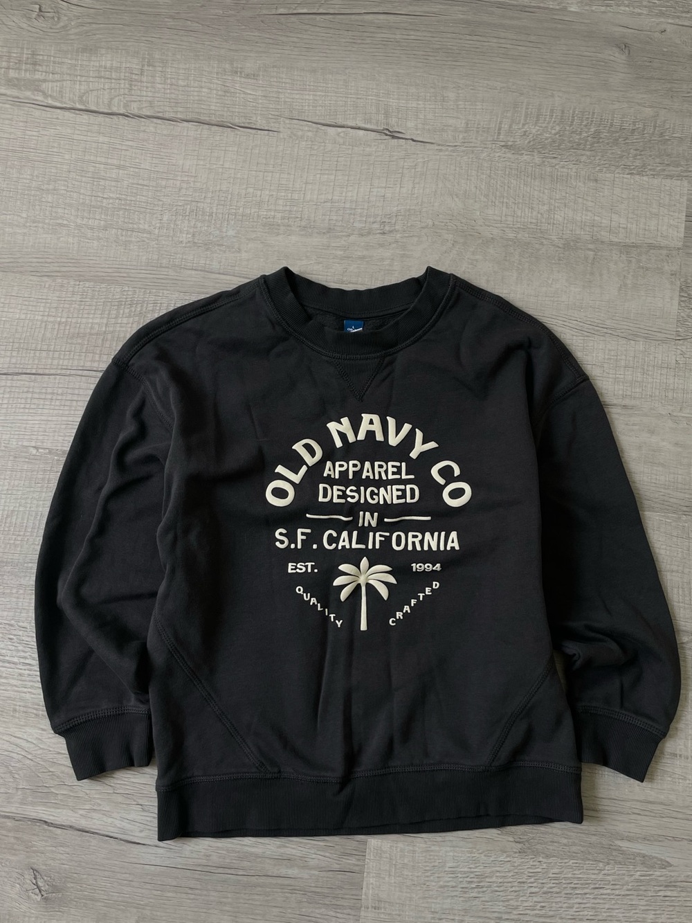 Old Navy Black Crewneck Sweatshirt with Cream Graphic